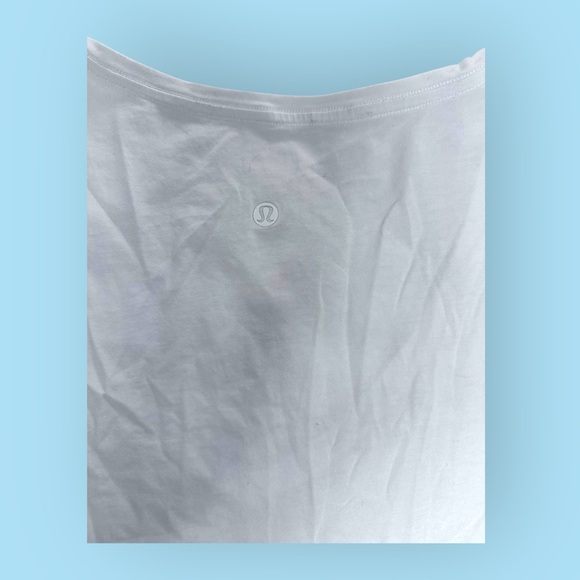 Women’s 6 Lululemon Love Tee Short Sleeve V-Neck T-Shirt White Ocean Air - Picture 4 of 7